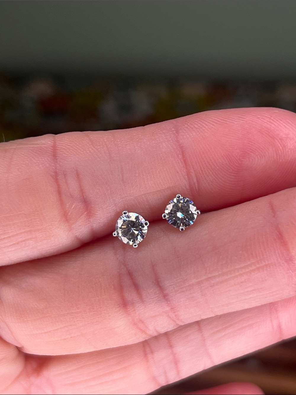 1.0 ct Moissanite Screwback Earrings in Silver